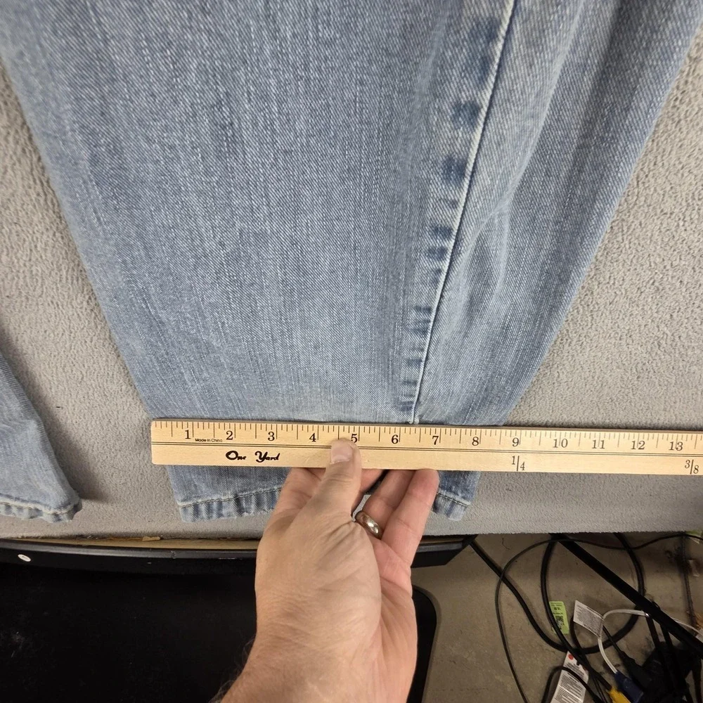 Vintage Levis Engineered Jeans Mens 34x34 Blue Twisted Light Wash Button Fly